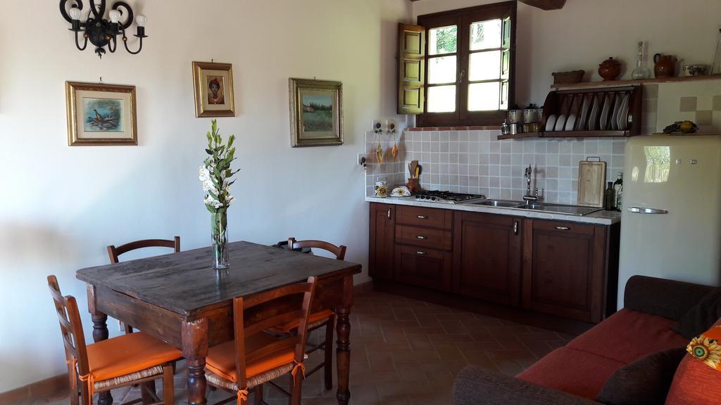 Residenza Il Platano Fortilizio Di Campiglia Rapolano Terme Bagian luar foto