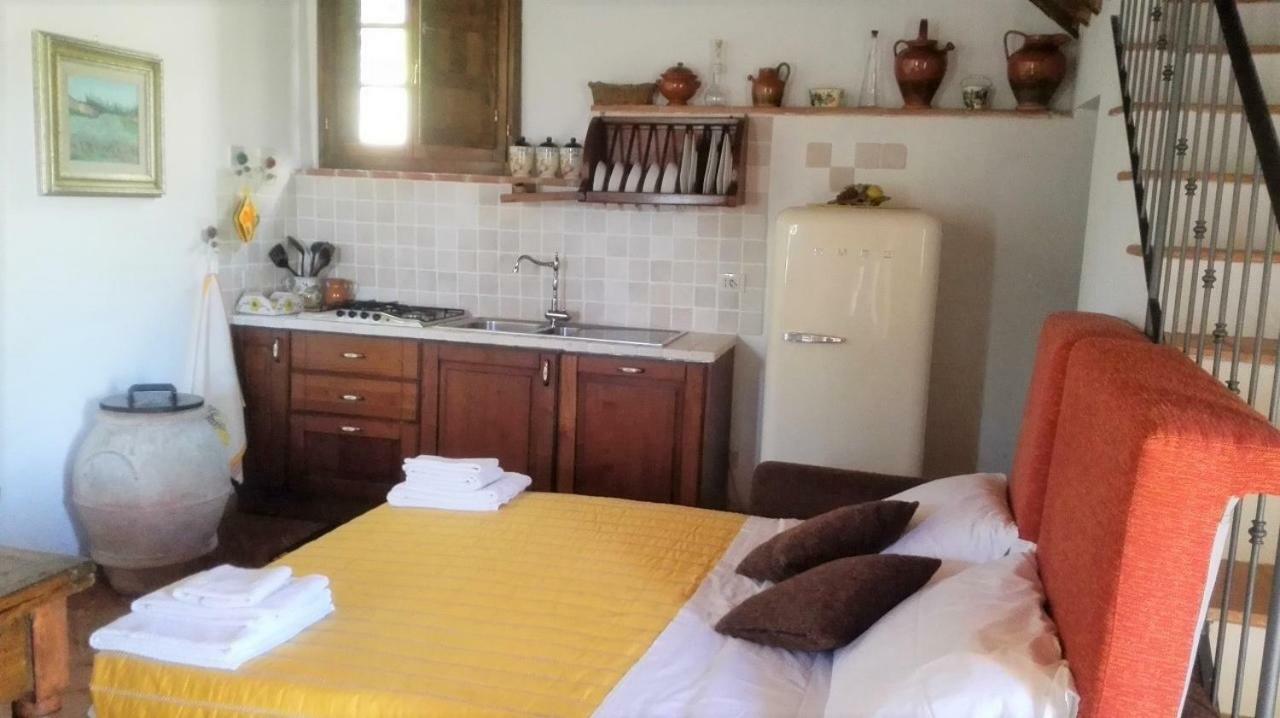 Residenza Il Platano Fortilizio Di Campiglia Rapolano Terme Bagian luar foto